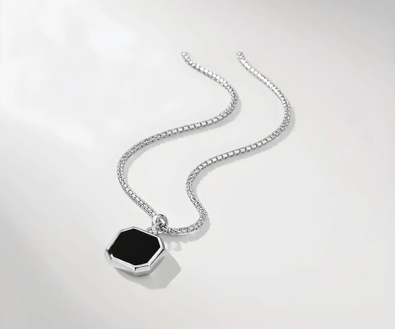 Black Octagon chainPendant